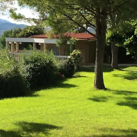 Nostrana Village Apartamento *