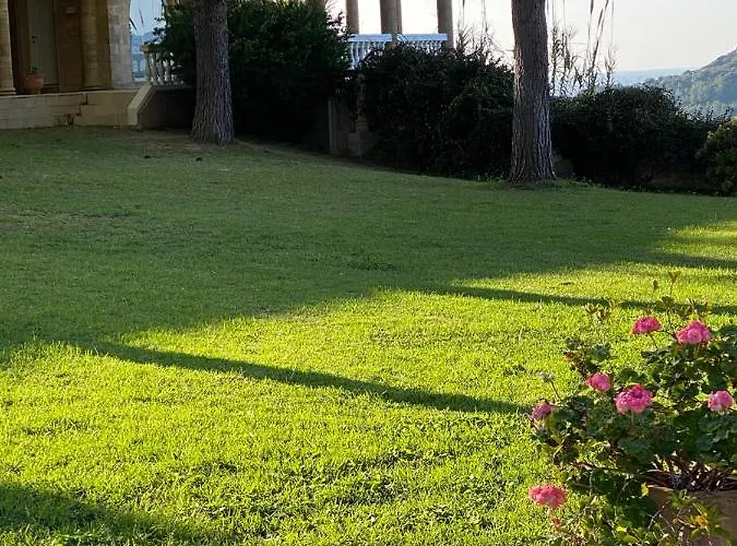 شقة Nostrana Village