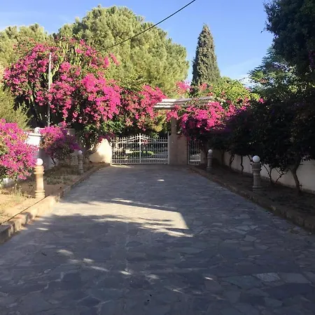 דירה Nostrana Village *