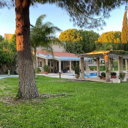 Nostrana Village *