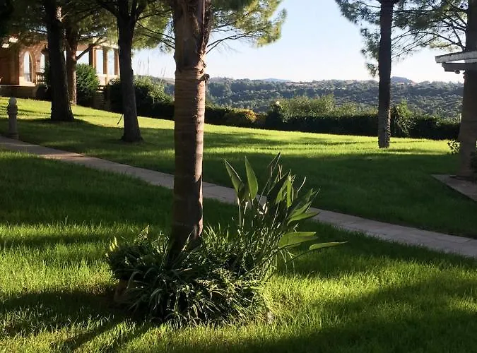 Nostrana Village